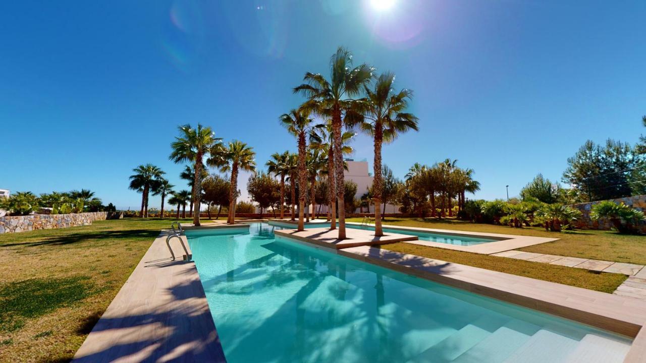 אוריהואלה Las Colinas Golf, Luxury Penthouse מראה חיצוני תמונה
